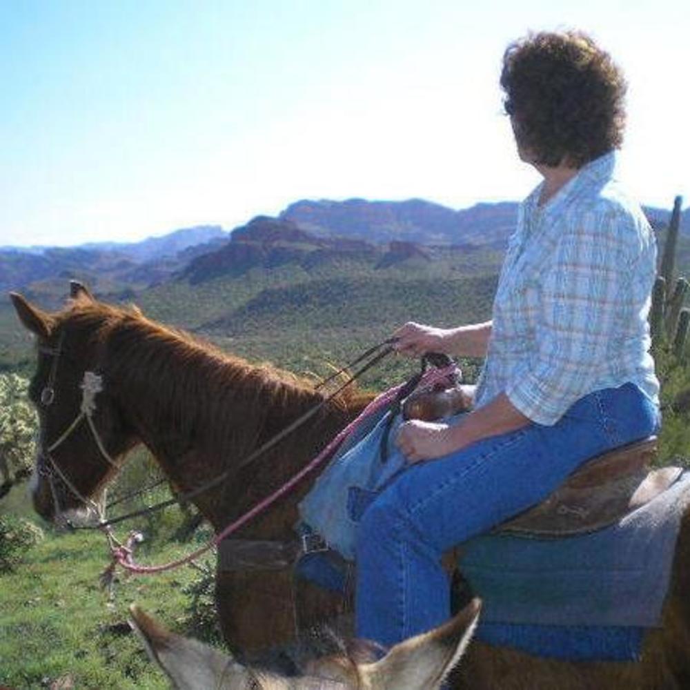 Meet your Posher, Linda